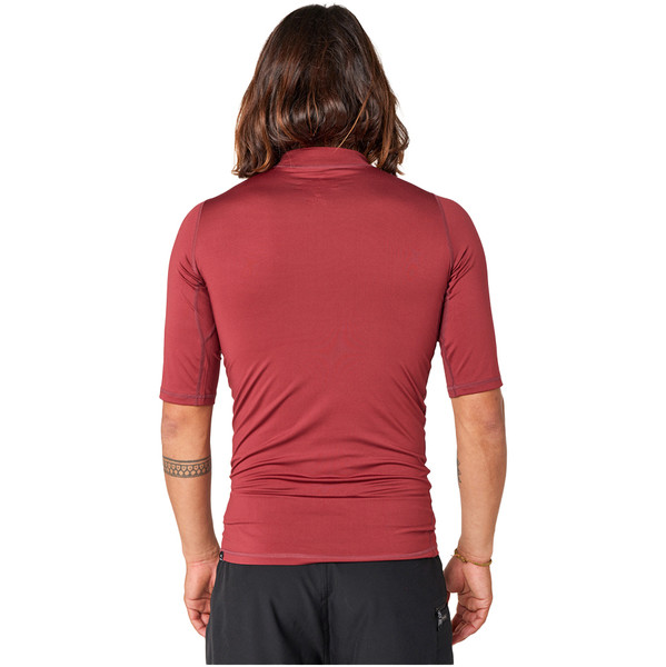 2023 Rip Curl Mens Corps Short Sleeve Rash Vest 12JMRV Maroon
